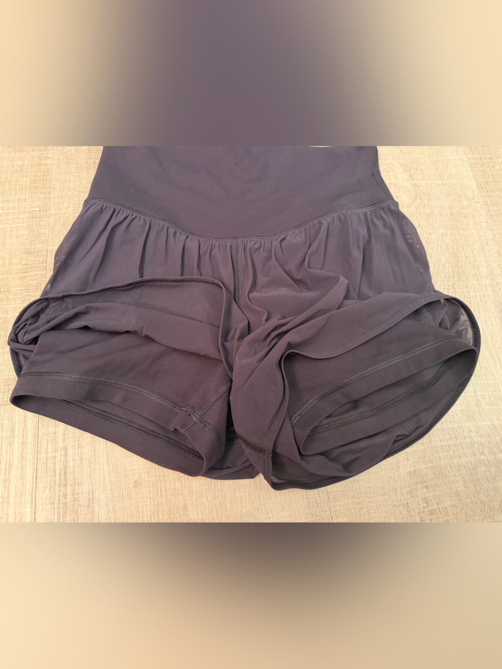 Lululemon High-Waist Black Women's shorts size 4 - Picture 3 of 4